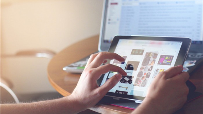 甘肅推“互聯(lián)網(wǎng)不動產登記”便民:一般業(yè)務5日內辦結